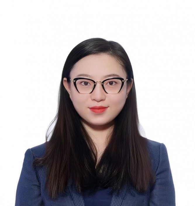 Professor Xue Pang